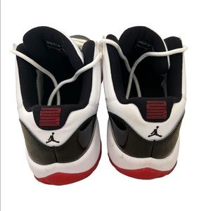 Jordan Retro 11 concord bred